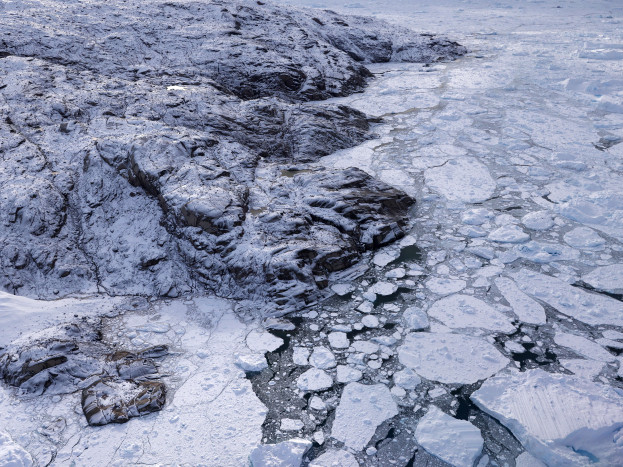 Es Greenland Mencair Ekstrem Perbesar Risiko Banjir Global 