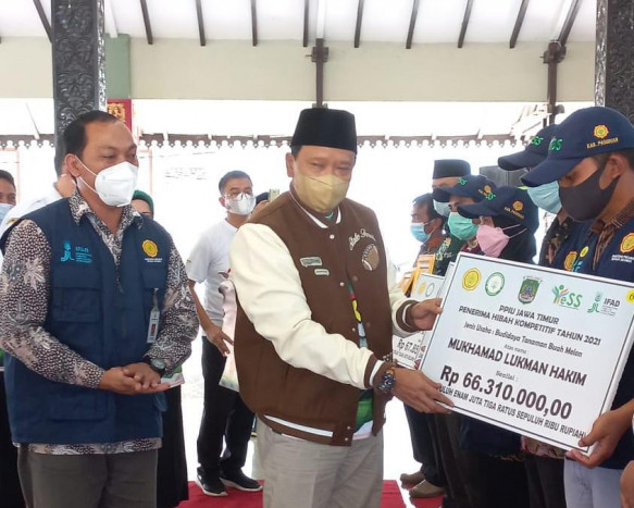 Petani Milenial Pasuruan Terima Hibah Kompetitif Kementan Rp1 Miliar Lebih