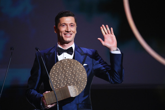 Lewandowski Tuding Pernyataan Messi Saat Terima Ballon d'Or Kurang Tulus