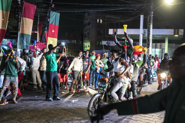 Enam Penonton Tewas dalam Insiden Laga Kamerun Vs Komoro