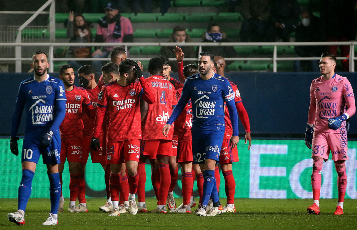 Penalti Dembele Pastikan Lyon Menang Atas Troyes