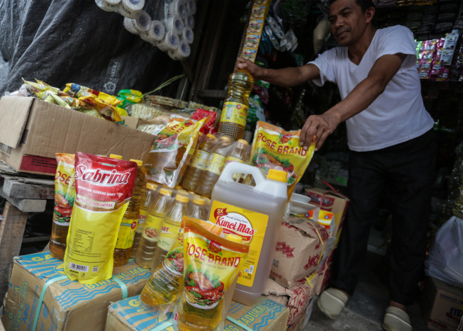 Atasi Masalah Minyak Goreng, Pemerintah Perlu Tangani Jalur Distribusi