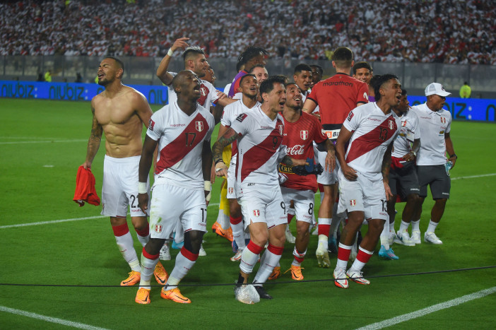 Peru ke Playoff Piala Dunia, Kolombia dan Cile Tersingkir