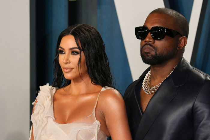 Kim Kardashian dan Kanye West Resmi Bercerai