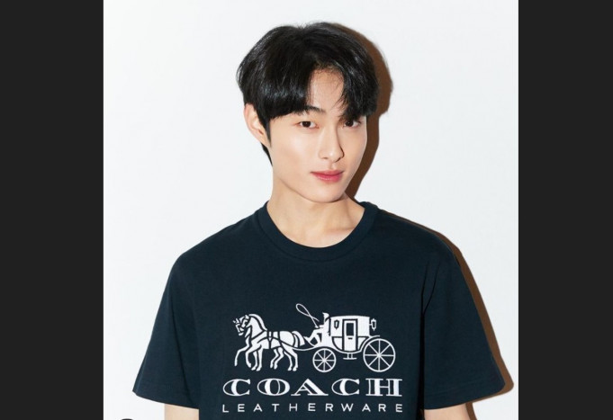 Yoon Chan-young Jadi Duta Merek Coach