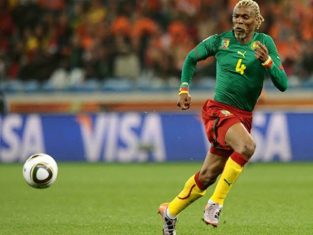 Eks Gelandang Liverpool Resmi Tangani Timnas Kamerun