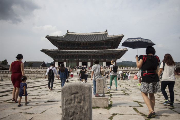 Istana Gyeongbok Kembali Dibuka untuk Tur Malam pada Bulan Depan