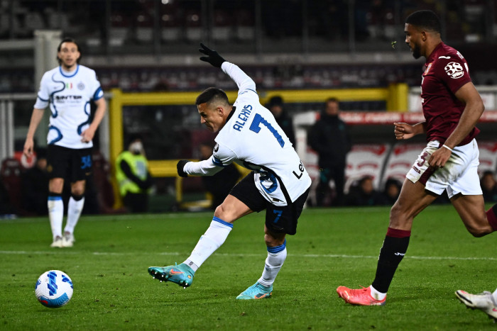 Sanchez Selamatkan Inter dari Kekalahan di Markas Torino