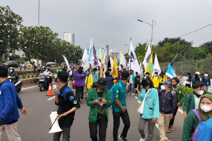 Mahasiswa Mulai Berdatangan ke Gedung DPR RI