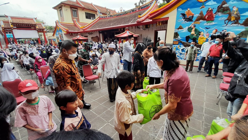 Saling Berbagi Upaya Vihara Dhangun Rawat Toleransi di Bogor