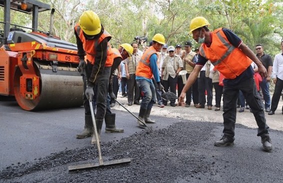 Chandra Asri Telah Manfaatkan Aspal Plastik untuk Jalan 50,8 Km