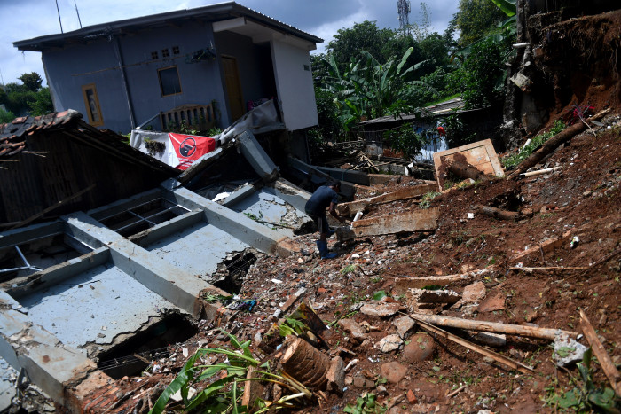 Jaksel dan Jaktim Rawan Pergerakan Tanah, BPBD: Kenali Tandanya