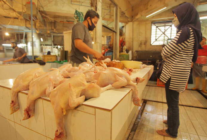Harga Pangan Jakarta Hari Ini Tepantau Naik, Daging Ayam Tembus Rp40.444 Per Ekor 