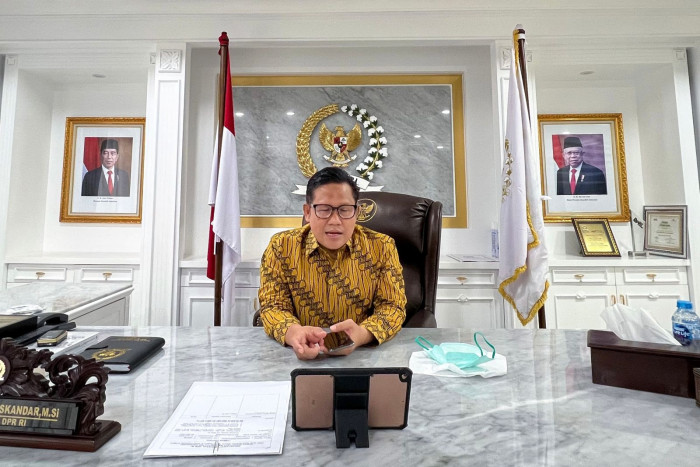 Gus Muhaimin Dorong Pimpinan Baru OJK Serius Awasi Kripto dan Fintech Nakal