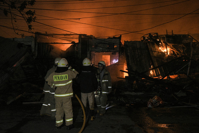 Setidaknya 400 Bangunan di Area Pasar Gembrong Ludes Terbakar