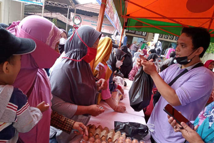 Gelar Pasar Tani, Kementan Pastikan Ketersediaan Telur Ayam Ras di Jambi Aman