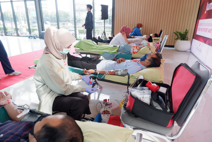 Berkolaborasi dengan PMI dan Cibis Park, Atalian Indonesia Gelar Aksi Donor Darah 