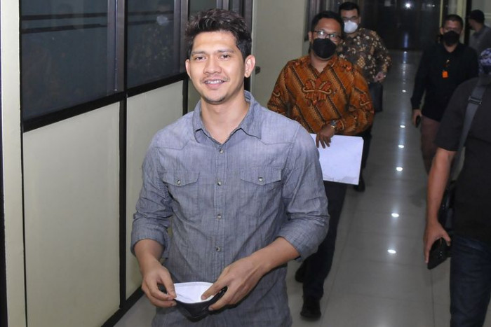 Polres Bekasi Periksa Iko Uwais Lebih Awal