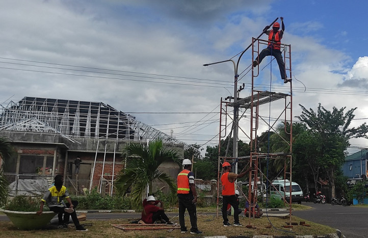 Cegah Kasus Asusila Jalanan, Pemkab Sikka Perbaiki Penerangan Jalan 