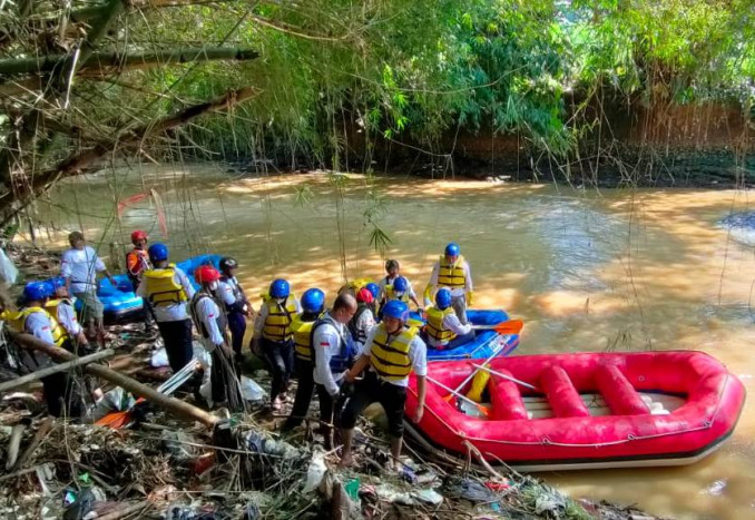 Gerakan Bersih Sungai Ciliwung Wujudkan Solidaritas dan Aksi Lingkungan