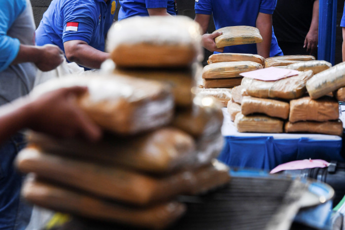 Polres Tangsel Sita 39 Kilo Ganja dari Jaringan Sumatera-Tangsel-Jakarta