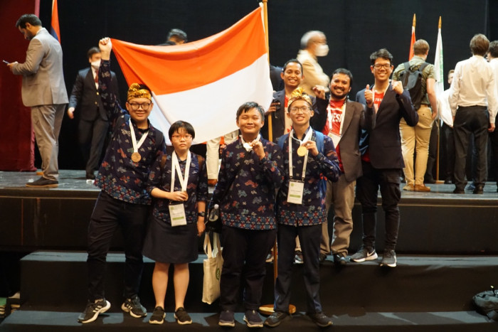 Siswa Indonesia Raih 4 Medali dalam Olimpiade Biologi Internasional 2022