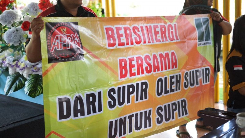 Gandeng Pengacara, Sopir Truk Tolak Kebijakan Zero ODOL 