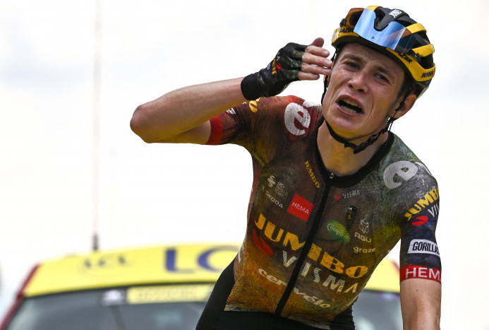 Juarai Etape Ke-11 Tour de France, Vingegaard Rebut Kaus Kuning