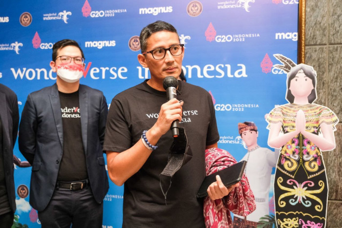 Sandiaga Uno Minta Sineas Siapkan Diri untuk Festival Fllm Bulanan Lokus 2