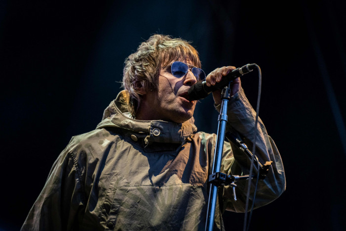 Yuk, Kenali Liam Gallagher Lewat 7 Lagu Terbaik Oasis