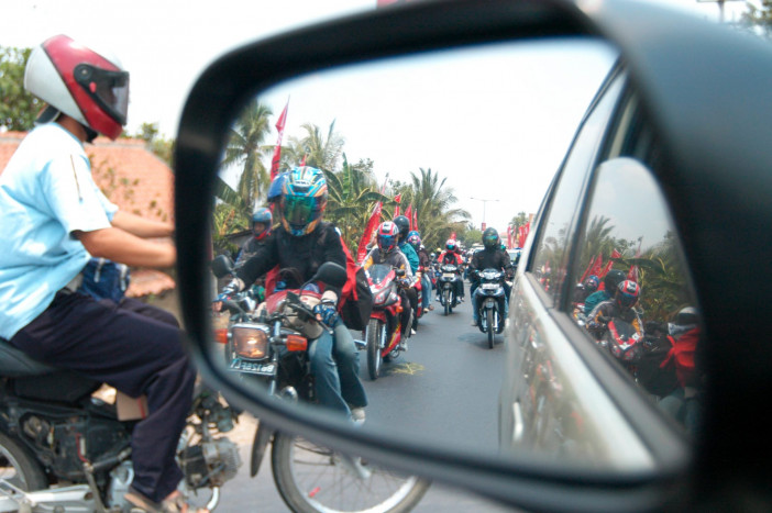 Mengenal Sifat Bayangan Cermin Cekung, Datar dan Cembung