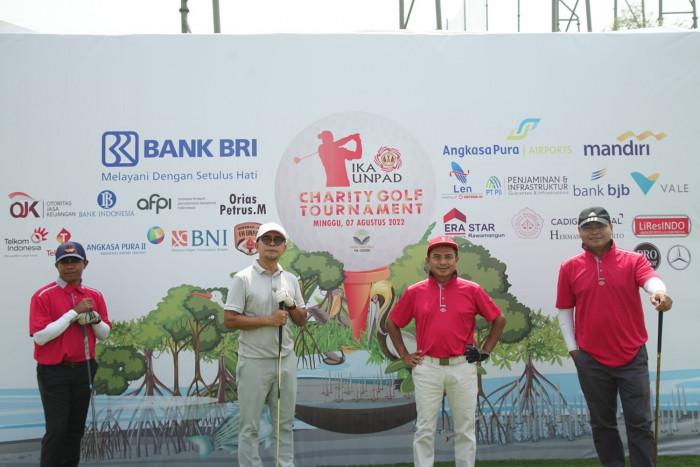 IKA UNPAD Perkuat Aksi Peduli Penanaman dan Edukasi Mangrove Lewat Turnamen Golf