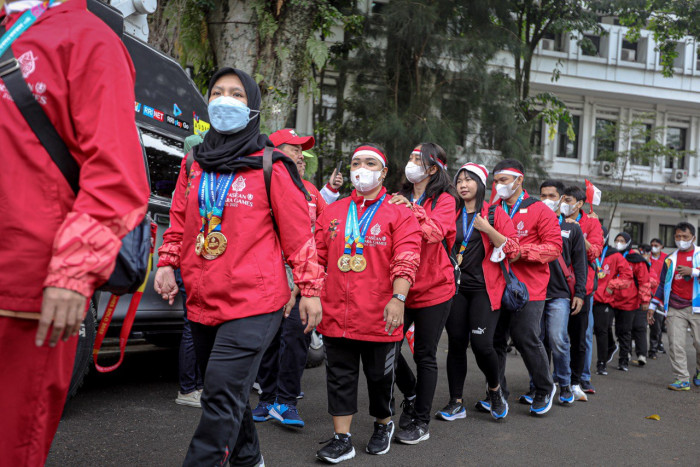 Sumbang 15 Medali Emas, Atlet APG asal Bandung Diarak Keliling Kota 