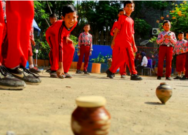 Anak Dikenalkan Permainan Tradisional untuk Cegah Kecanduan Gawai