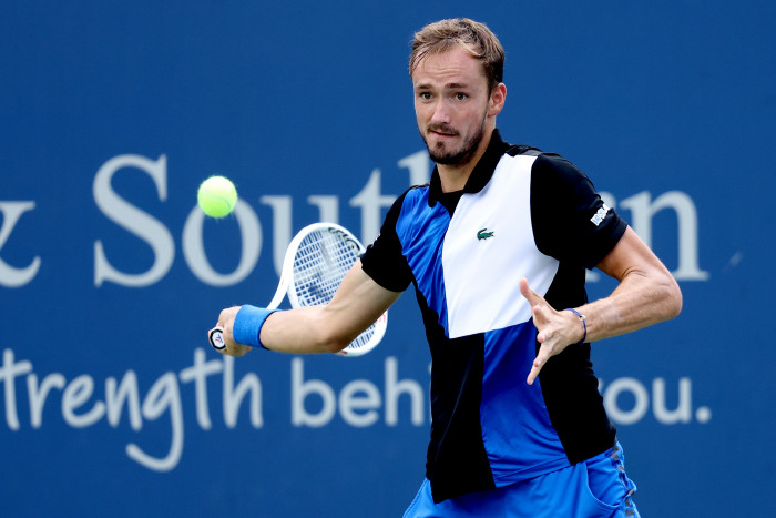 Medvedev Melaju ke Perempat Final Cincinnati Masters