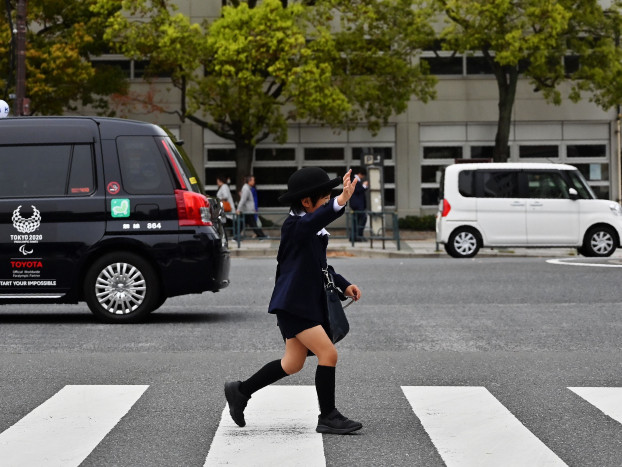 Anak-Anak Jepang Belajar Berjalan dengan Cara yang Unik