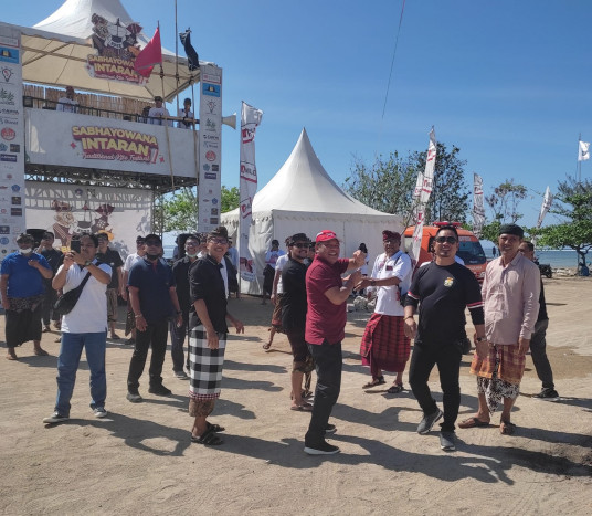 800 Peserta Meriahkan Festival Layang-Layang di Sanur