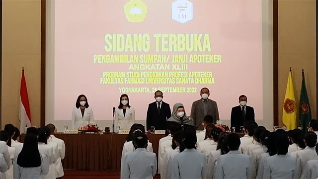 Pimpin Sumpah Apoteker, Ini Pesan Rektor Universitas Sanata Dharma Yogyakarta