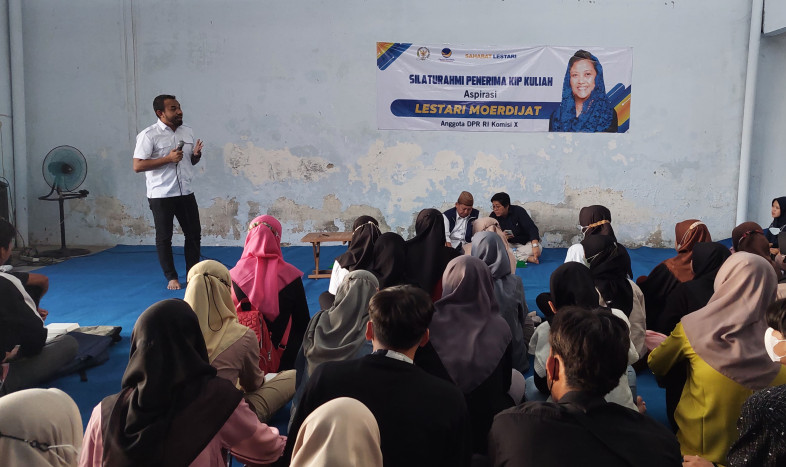 Lestari Moerdijat Salurkan KIP Kuliah Kepada 500 Mahasiswa di 3 Kabupaten