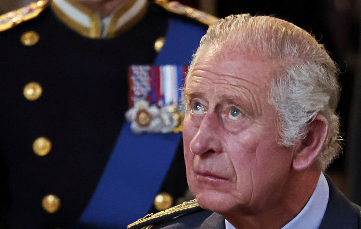 Raja Charles Pimpin Prosesi Penghormatan Ratu Elizabeth II di Wales