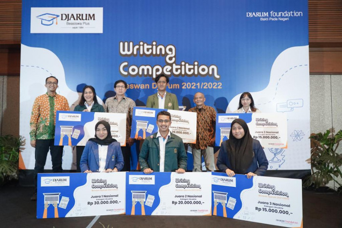 Mahasiswa ITB dan ITS Juarai Writing Competition Djarum Beasiswa Plus