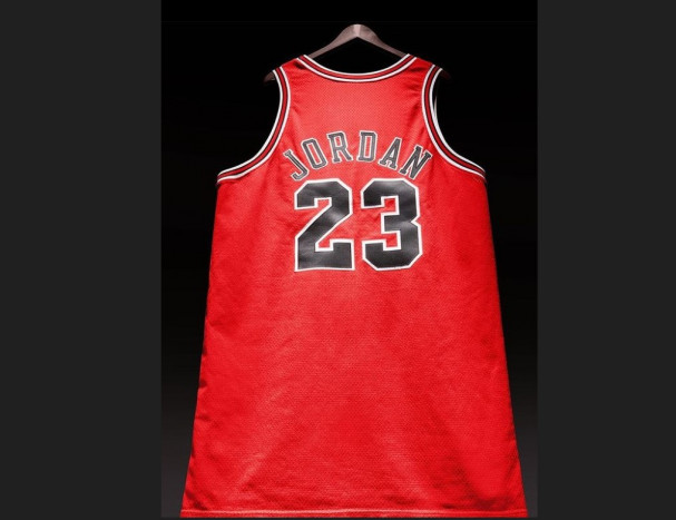 Jersey yang Dipakai Michael Jordan di Final NBA 1998 Terjual Rp151 Miliar