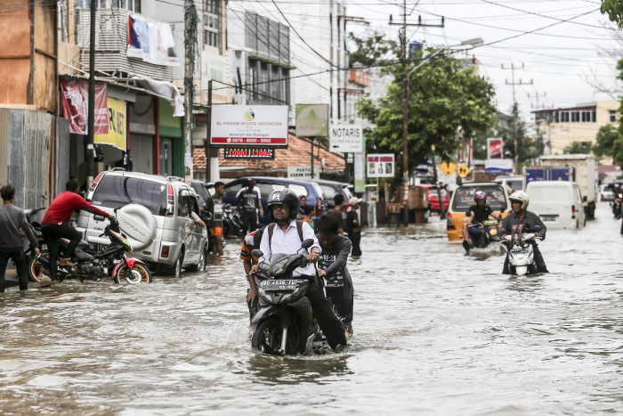 Sumbat Saluran Air, Ratusan Bangunan Di Kota Palembang Akan Ditertibkan