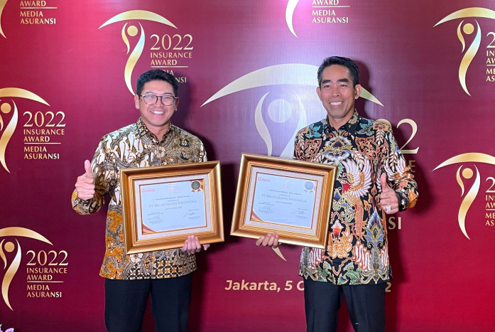 BRINS Sabet Dua Penghargaan Insurance Award 2022