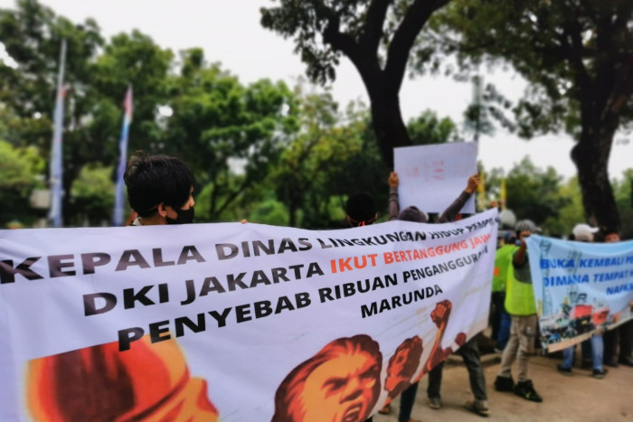 Ratusan Pekerja Demo Kantor Gubernur terkait Pelabuhan KCN Marunda