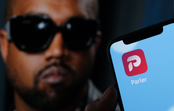 Dihukum Twitter dan Instagram, Kanye West Beli Media Sosial Parler