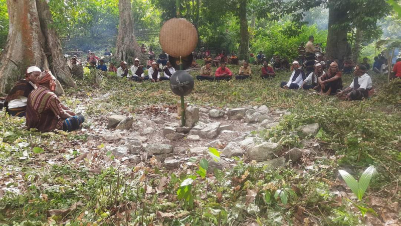 15 Suku di Desa Detubinga Gelar Ritual 