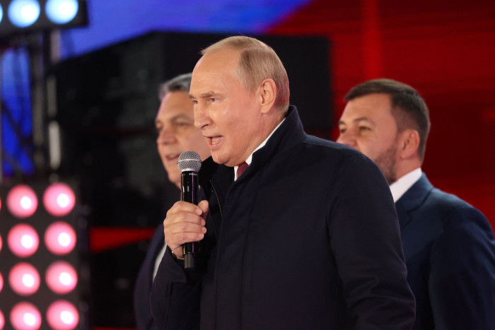 Putin Minta Kyiv Kembali ke Meja Perundingan