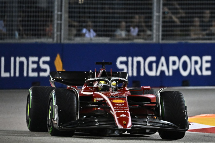 Rebut Pole Position, Leclerc Berpeluang Tunda Pesta Verstappen Di Singapura 