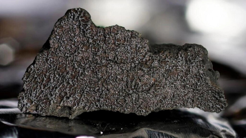 Meteorit Berusia 4,6 Miliar Tahun Mampu Ungkap Asal-Usul Air di Bumi